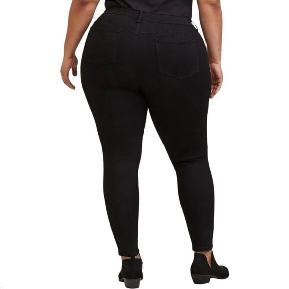 Torrid Black Distressed Ripped Bombshell Skinny Jeans - Picture 2 of 14